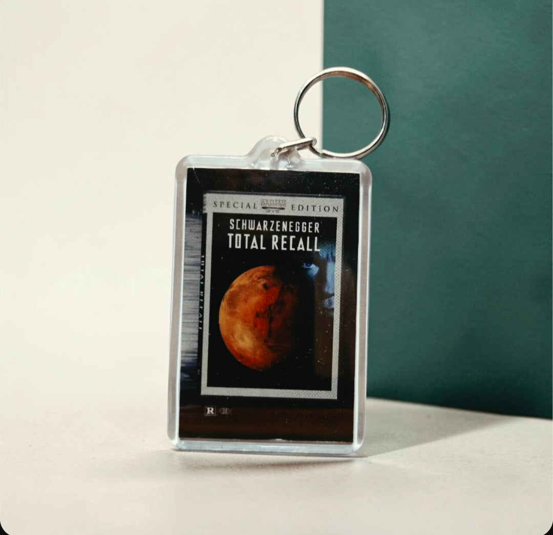 Novelty keychain featuring the Total Recall (2002